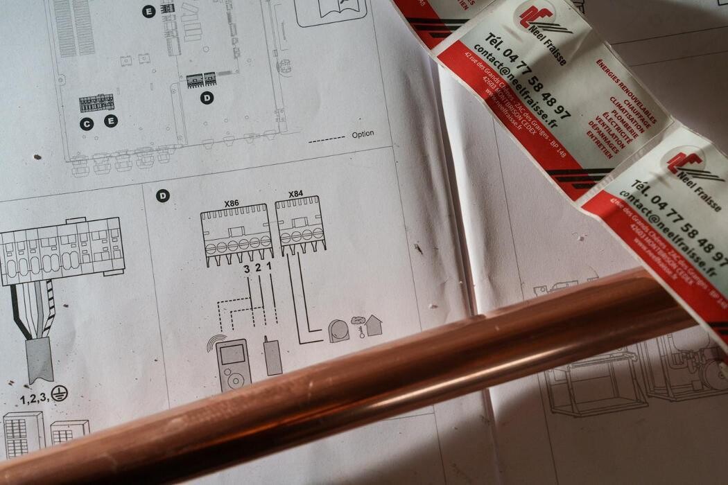 Images Neel Fraisse | Plombier Chauffagiste Climatisation Photovoltaïque Poêles HOBEN Montbrison