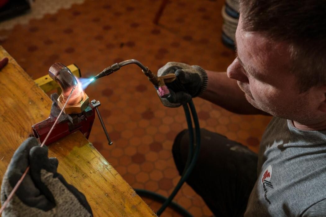 Images Neel Fraisse | Plombier Chauffagiste Climatisation Photovoltaïque Poêles HOBEN Montbrison