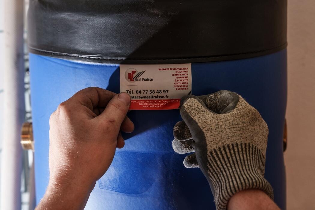 Images Neel Fraisse | Plombier Chauffagiste Climatisation Photovoltaïque Poêles HOBEN Montbrison