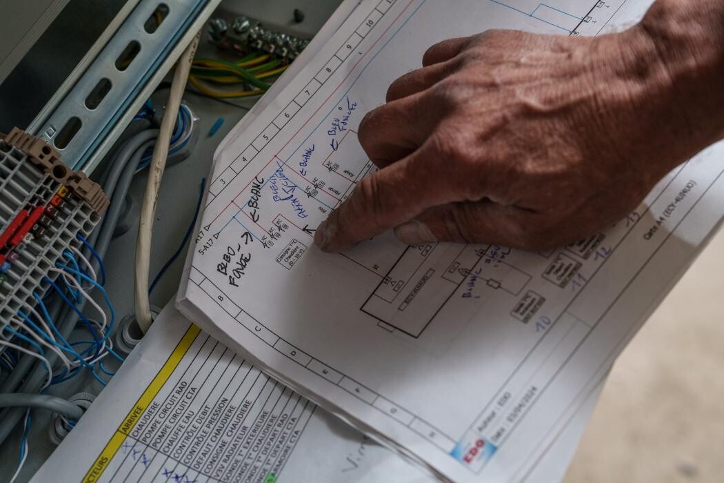 Images Neel Fraisse | Plombier Chauffagiste Climatisation Photovoltaïque Poêles HOBEN Montbrison