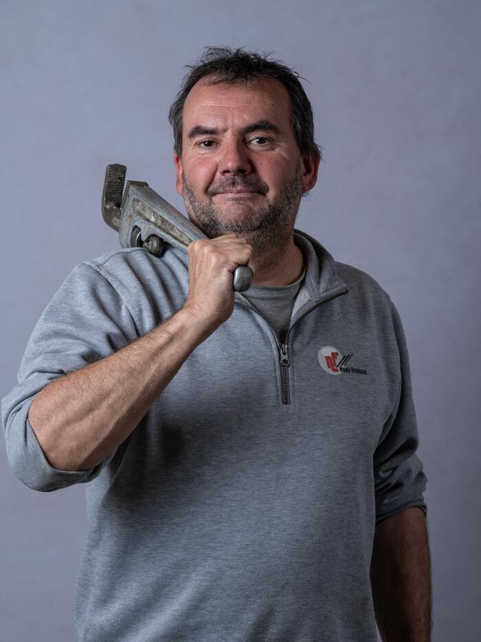 Images Neel Fraisse | Plombier Chauffagiste Climatisation Photovoltaïque Poêles HOBEN Montbrison