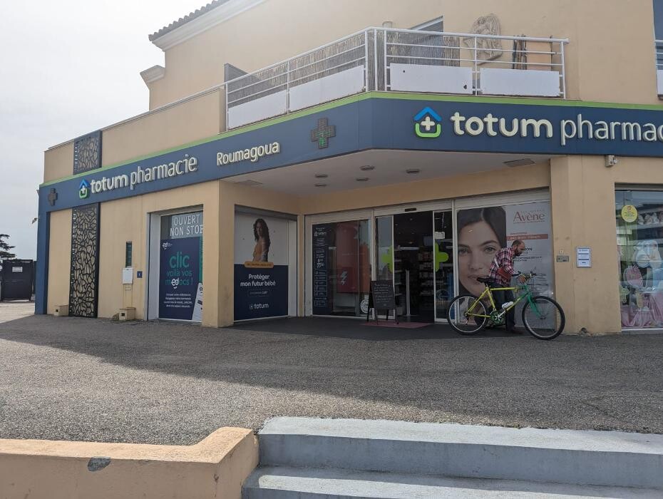 Images Pharmacie Roumagoua Totum