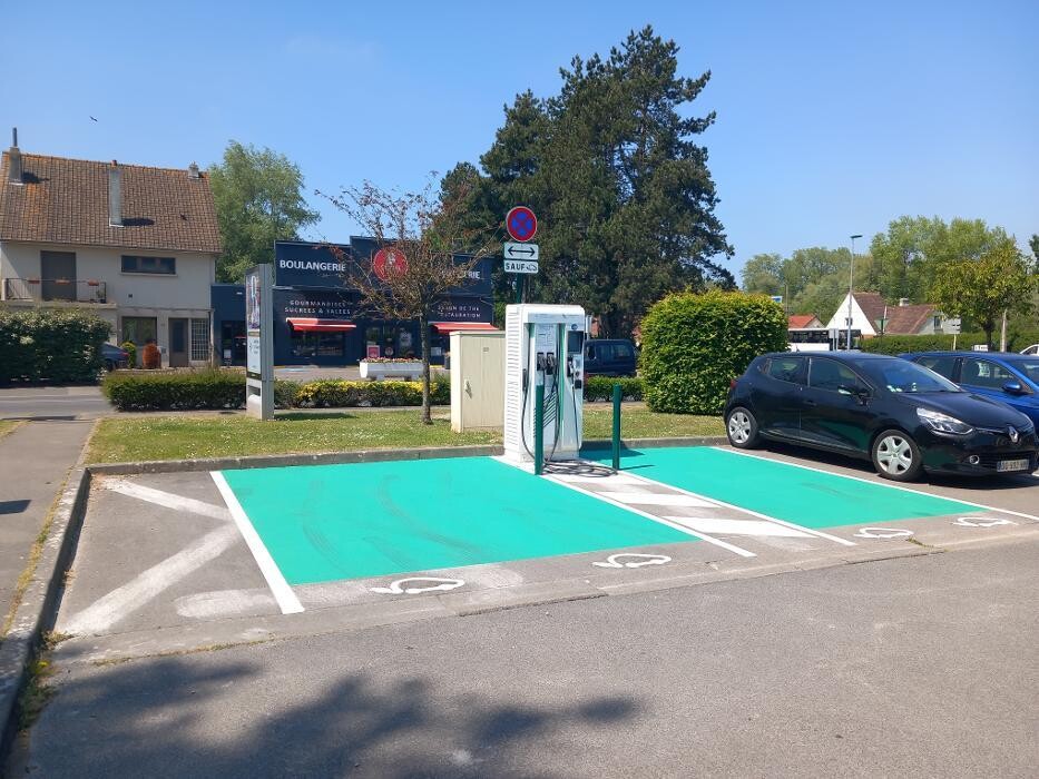 Images Easy Charge Services station de recharge