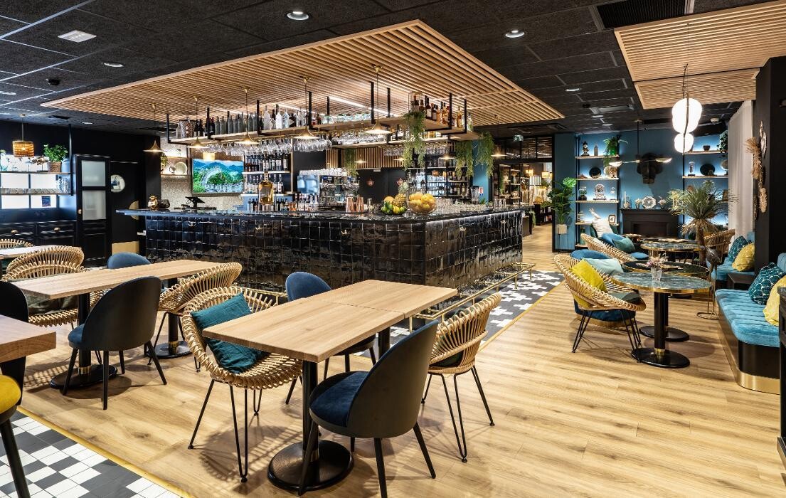 Images Monkey Place La Roche-sur-Yon