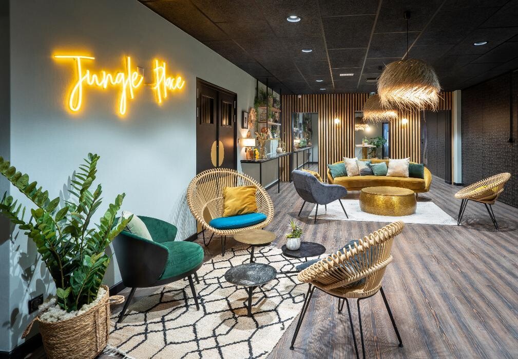 Images Monkey Place La Roche-sur-Yon