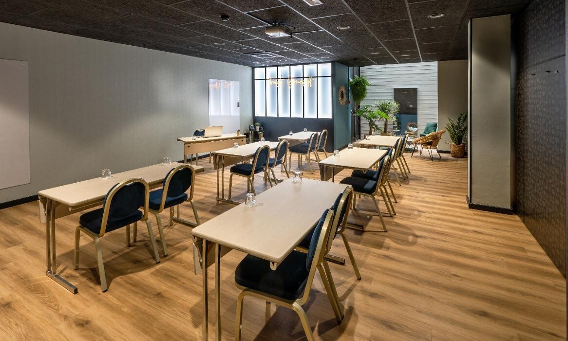 Images Monkey Place La Roche-sur-Yon