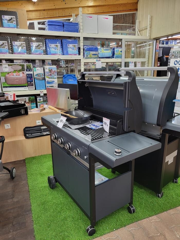 Images Bricomarché Les Fins