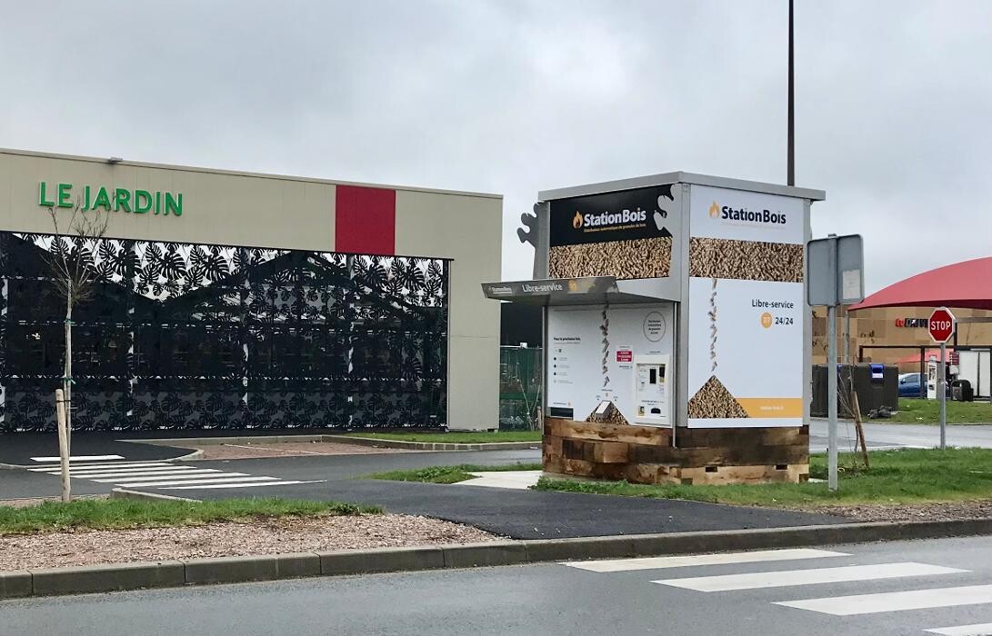 Images Bricomarché Le Magny