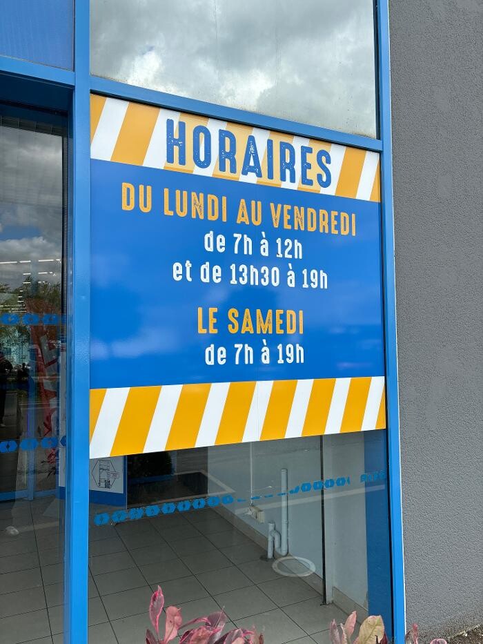 Images Brico Cash Saint-Géréon