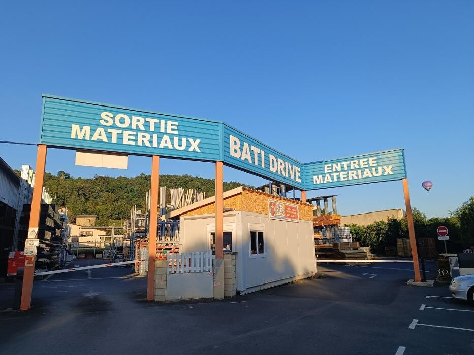 Images Brico Cash Brives Charensac