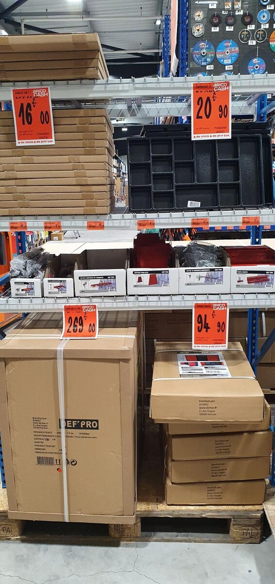 Images Brico Cash Vannes