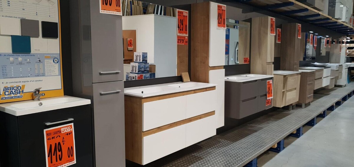 Images Brico Cash Vannes