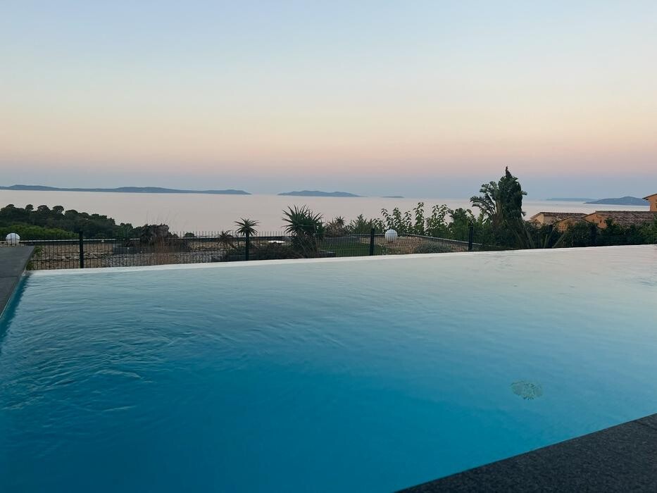Images Villa Mistral