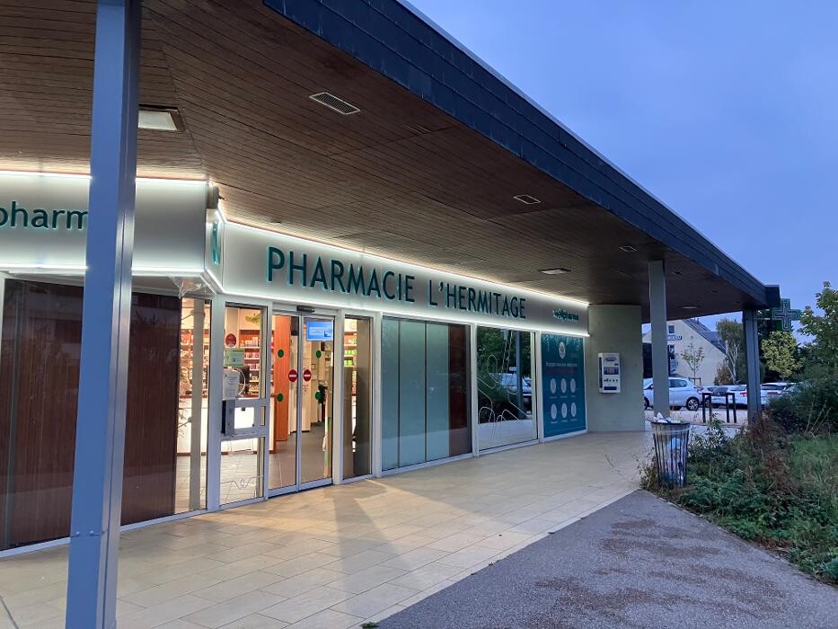 Images Pharmacie Wellpharma l'Hermitage