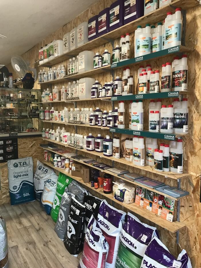 Images Toukipouss Growshop CBD shop
