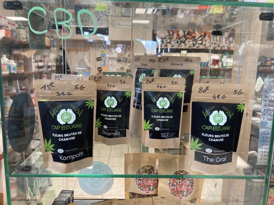 Images Toukipouss Growshop CBD shop