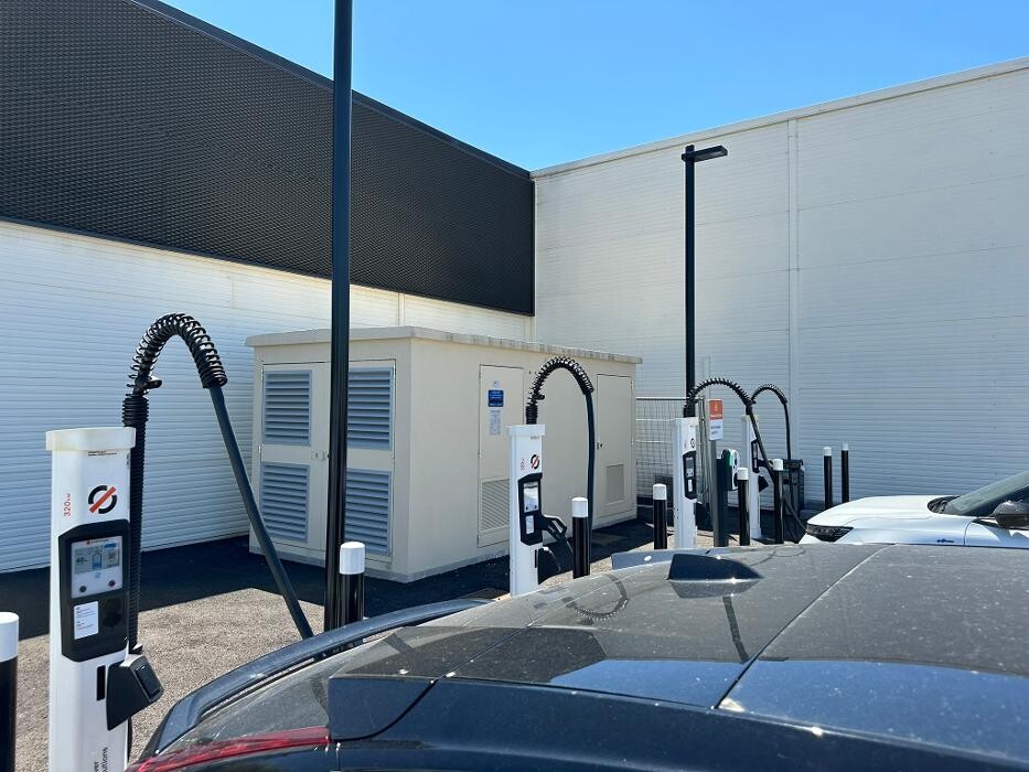 Images Mobilize Fast Charge Station de rechage