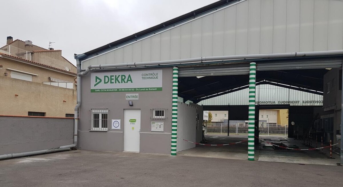 Images Centre contrôle technique DEKRA