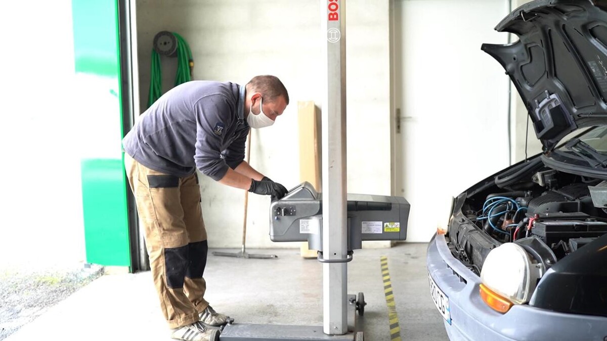 Images Centre contrôle technique DEKRA