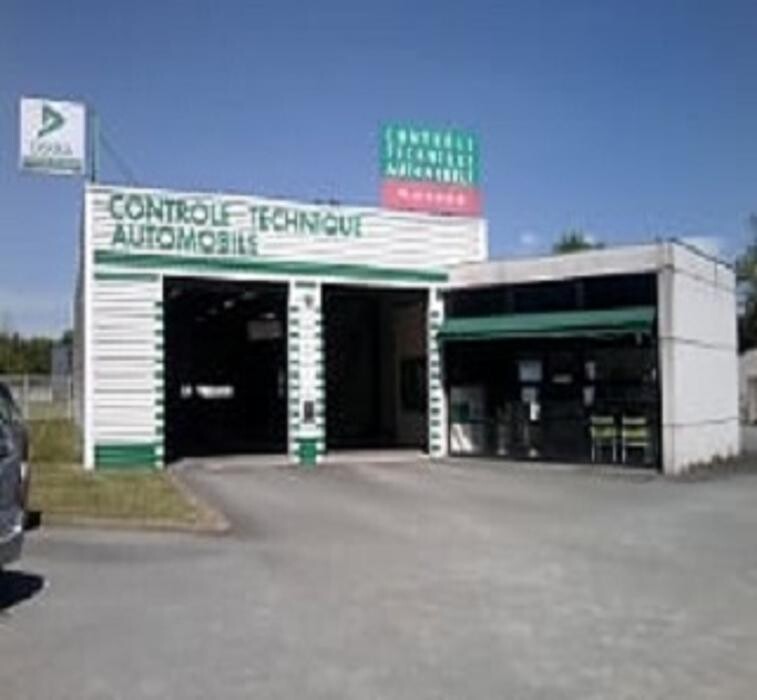Images Centre contrôle technique DEKRA