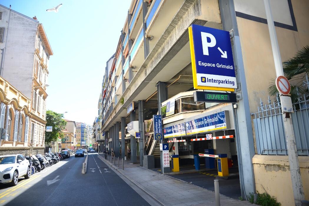 Images Parking Interparking Grimaldi