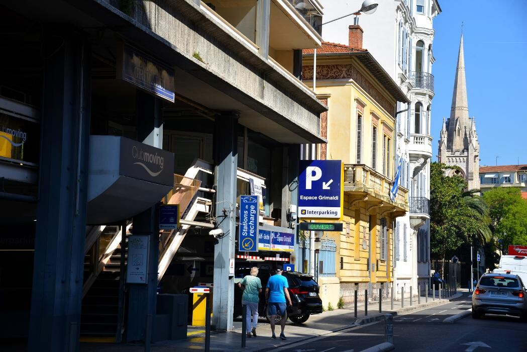 Images Parking Interparking Grimaldi