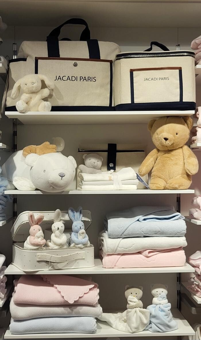 Images JACADI VANNES VICTOR HUGO