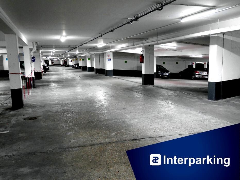 Images Parking Interparking Cambronne - Rue du Commerce