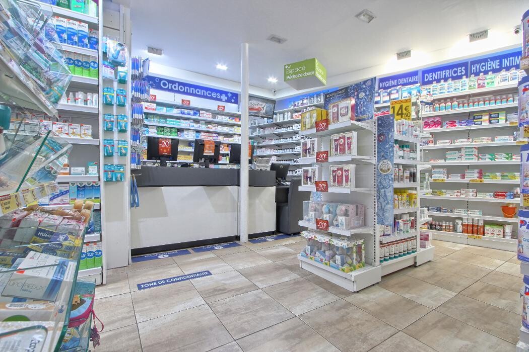 Images Pharmacie Pharmavance Mairie du 18