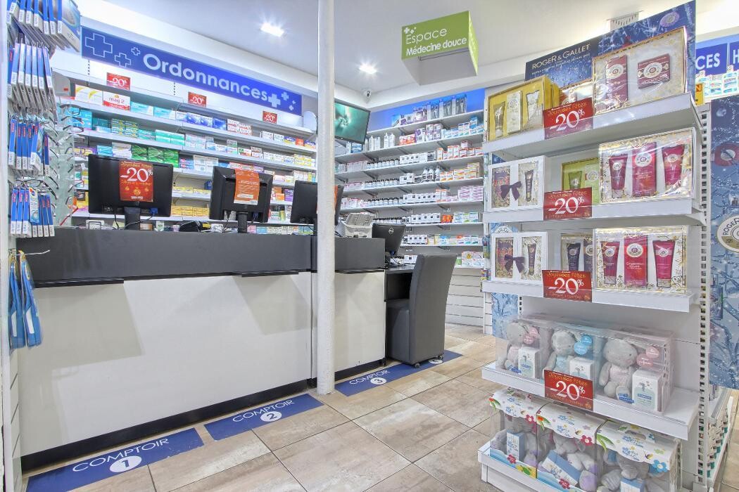 Images Pharmacie Pharmavance Mairie du 18