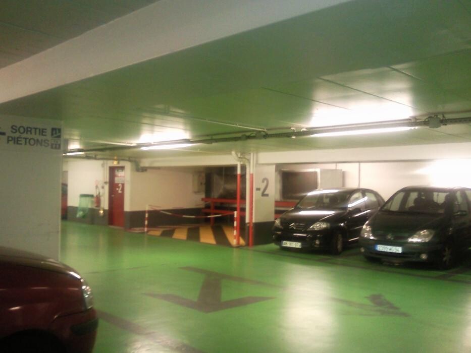 Images Parking Interparking Hôpital Saint-Joseph