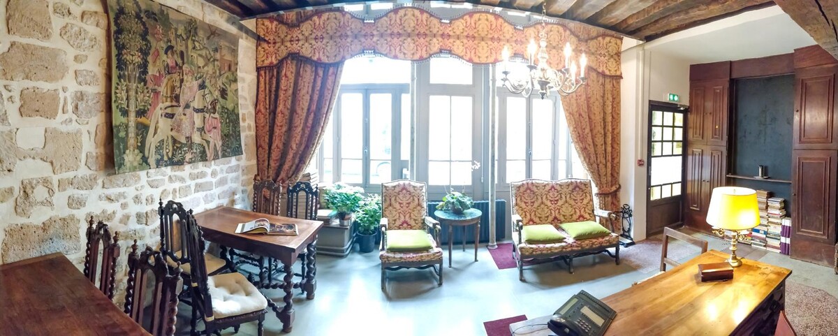 Images Hôtel de la Place des Vosges