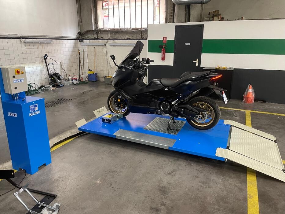 Images Centre Contrôle technique DEKRA CTV (AUTO - MOTO)