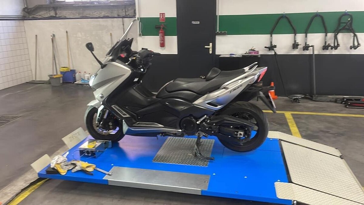 Images Centre Contrôle technique DEKRA CTV (AUTO - MOTO)
