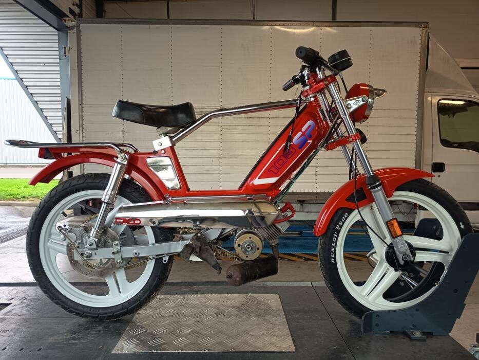 Images Centre contrôle technique DEKRA