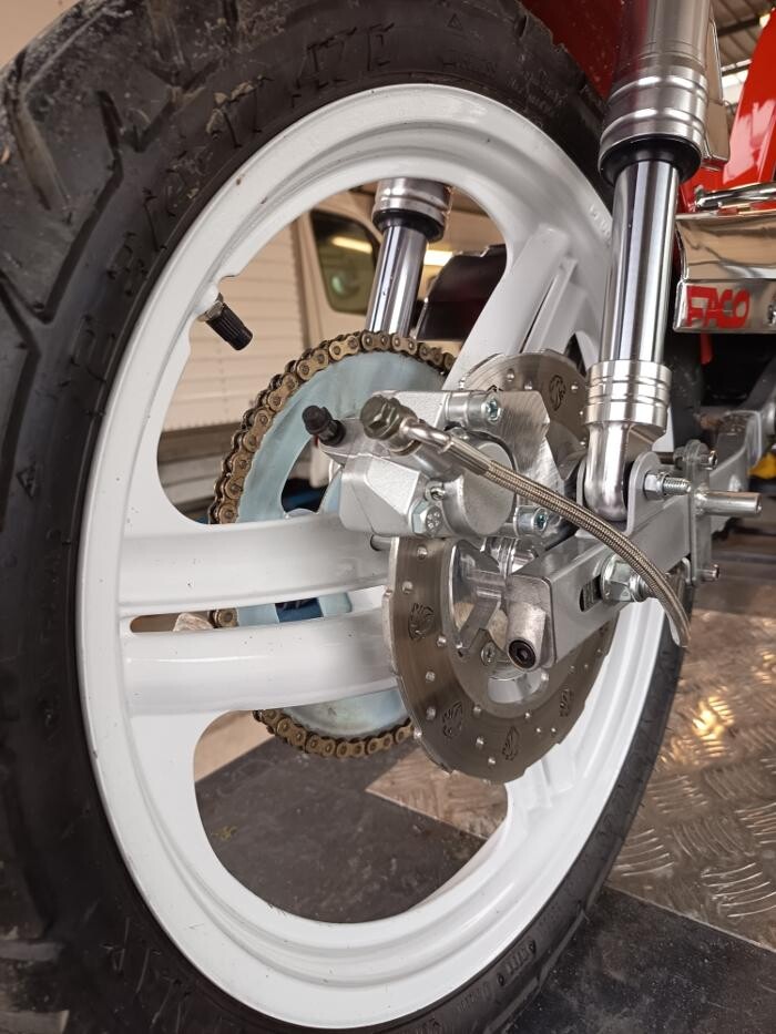 Images Centre contrôle technique DEKRA