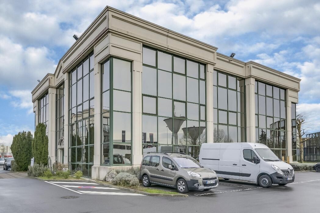 Images Cushman & Wakefield - Bureaux et locaux d'activités en 2nde couronne Sud Paris