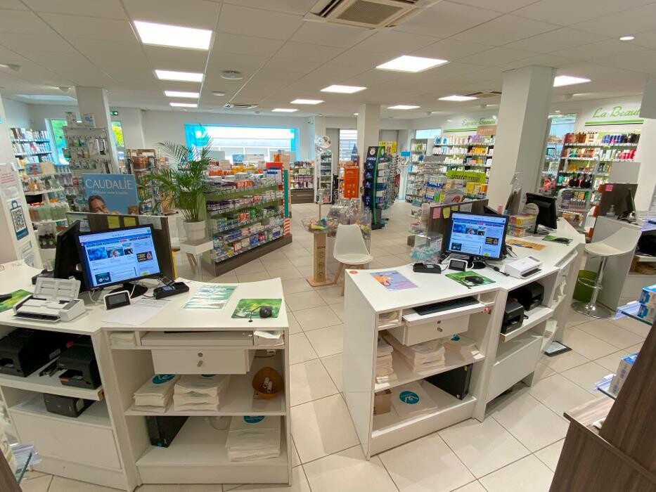 Images Pharmacie wellpharma des Allées Marines
