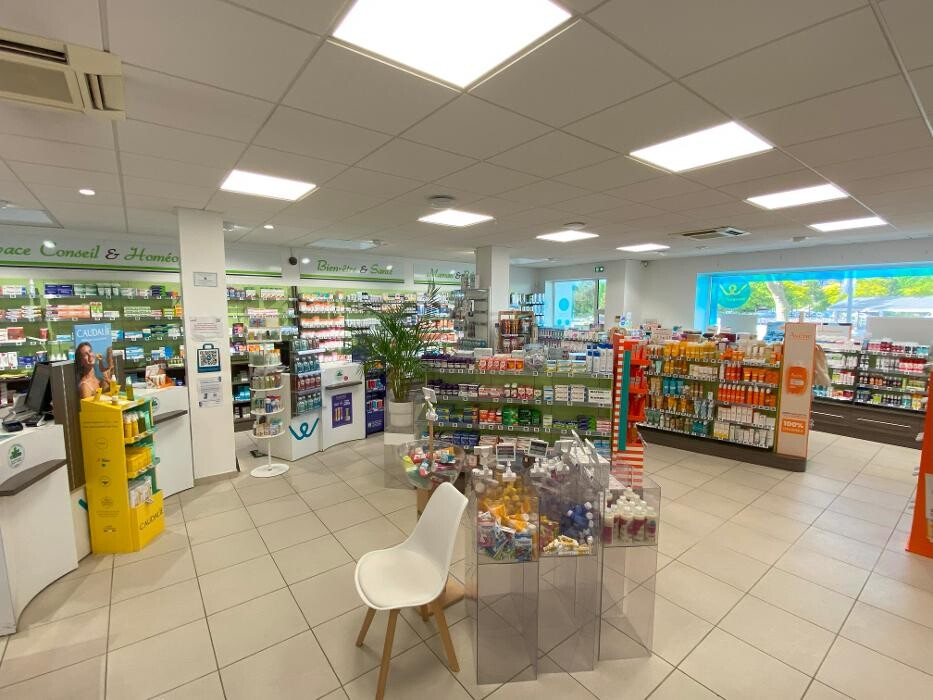 Images Pharmacie wellpharma des Allées Marines