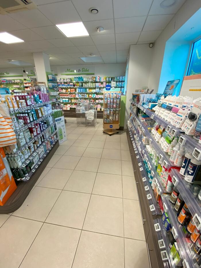 Images Pharmacie wellpharma des Allées Marines