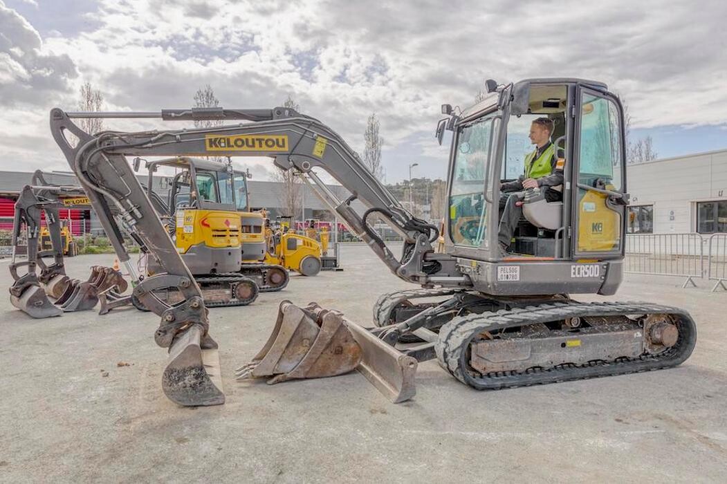 Images Kiloutou Fréjus TP