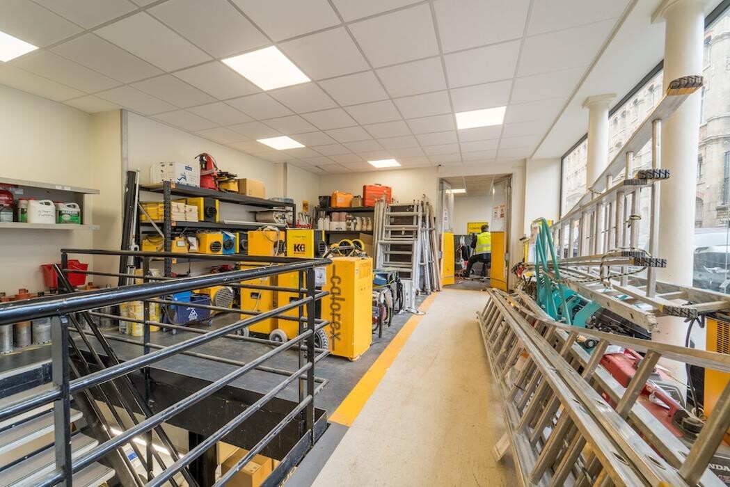 Images Kiloutou Paris 8ème Saint Lazare