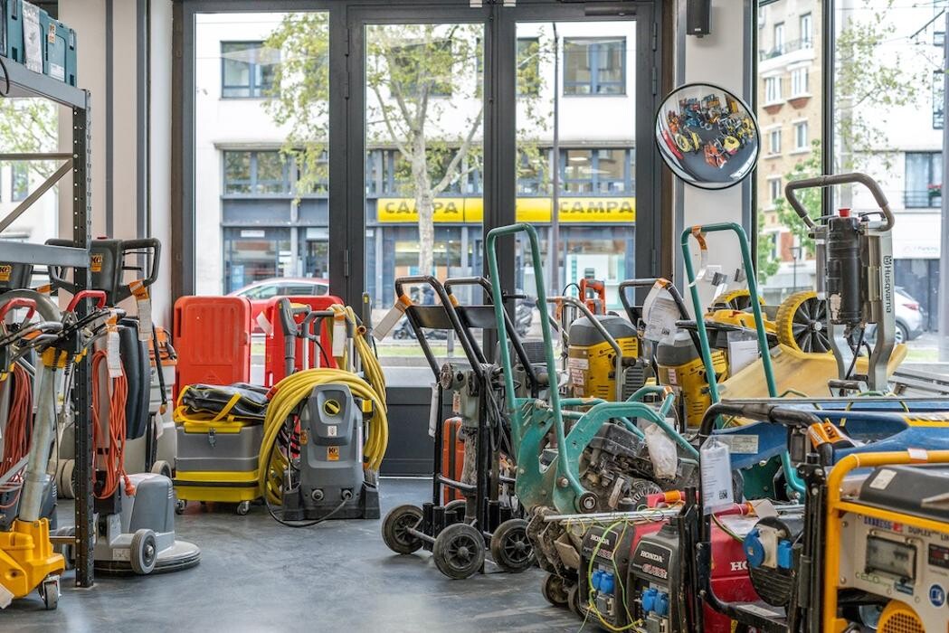 Images Kiloutou Paris 18ème Porte de Clignancourt