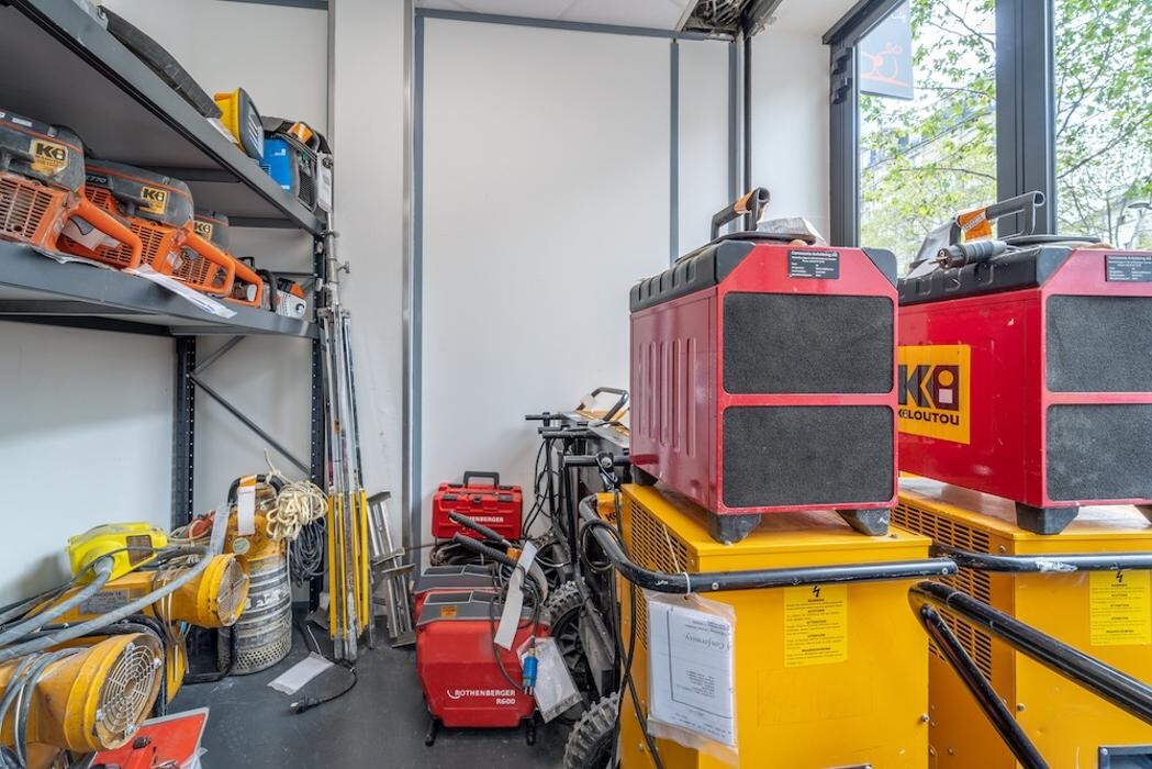 Images Kiloutou Paris 18ème Porte de Clignancourt