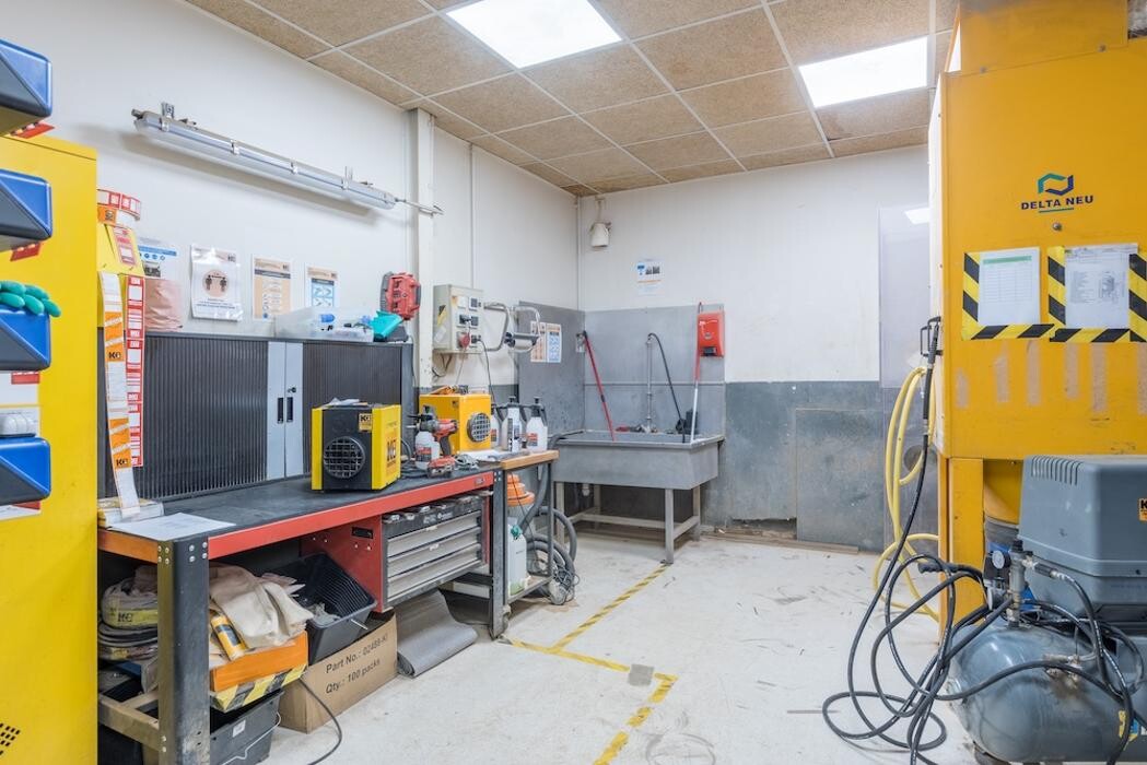 Images Kiloutou Paris 12ème Porte de Vincennes