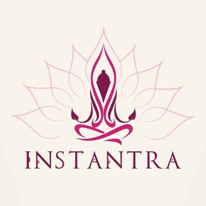 Instantra Yoga Logo