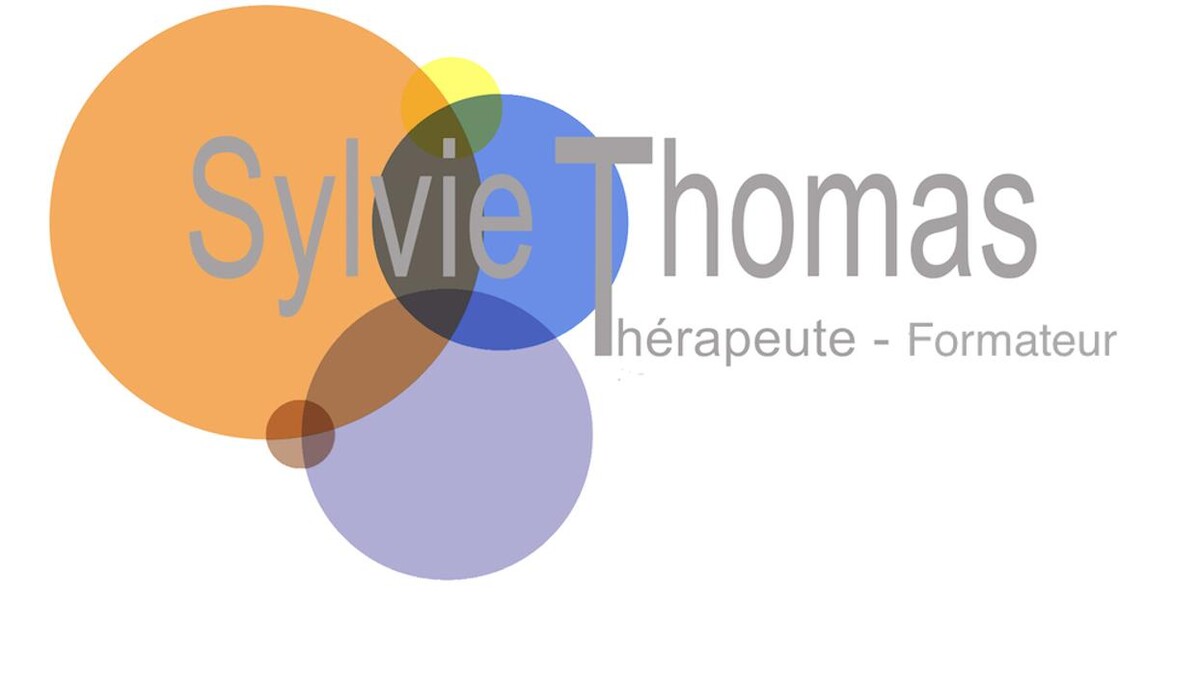 Sylvie Thomas Logo