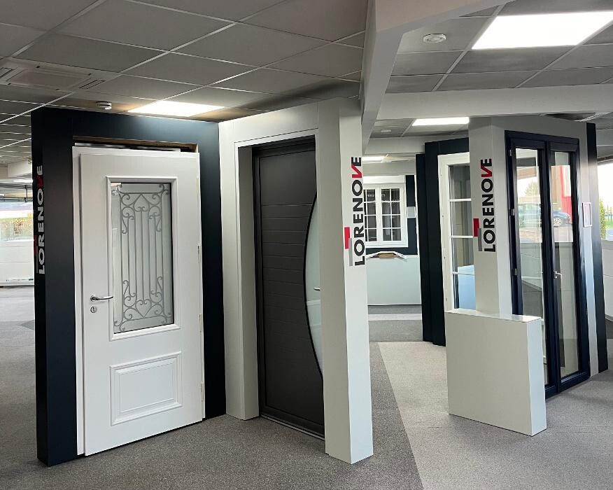 Images LORENOVE MONTLUCON