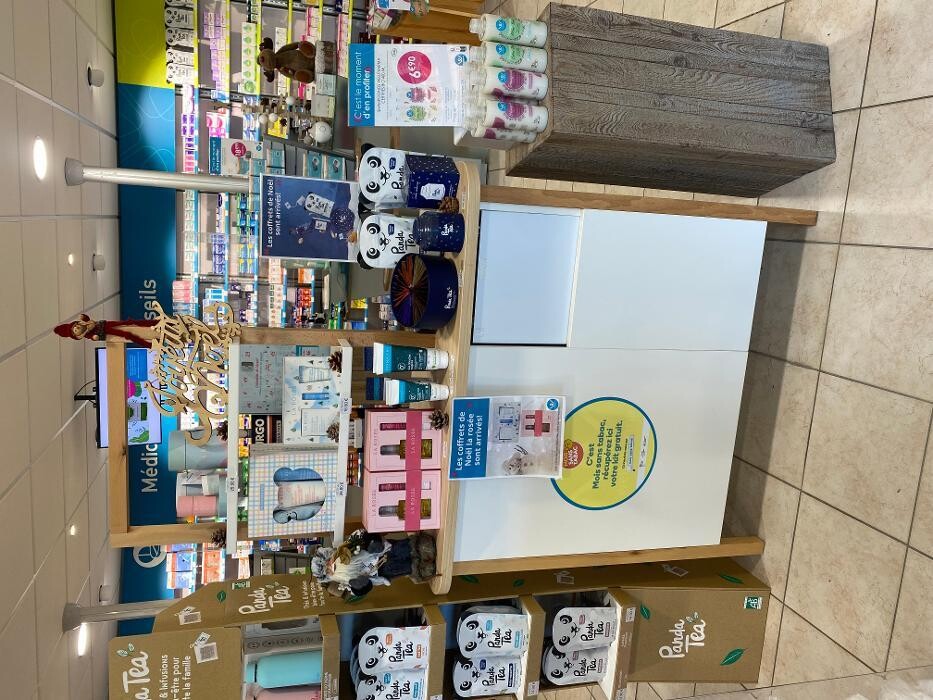 Images Pharmacie Wellpharma de Penhars