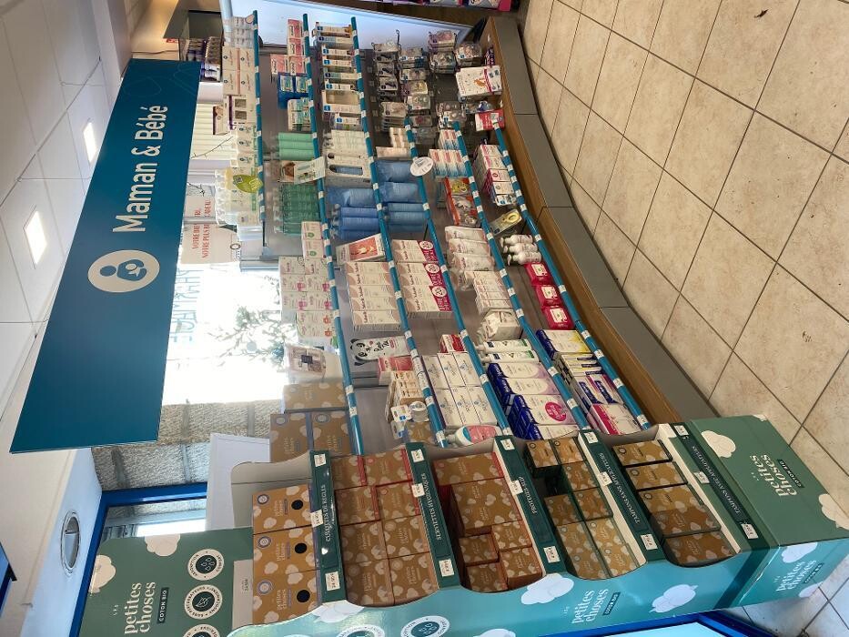 Images Pharmacie Wellpharma de Penhars